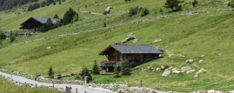 Descubre la Magia de La Borda Mangautxa: Tu Refugio de Verano en Andorra
